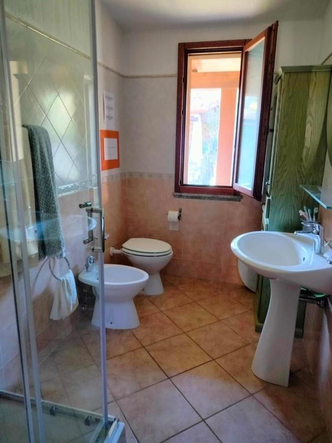Villa Azzurra Tertenìa Exterior foto